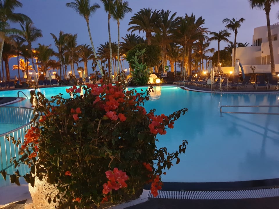 Pool Hipotels La Geria