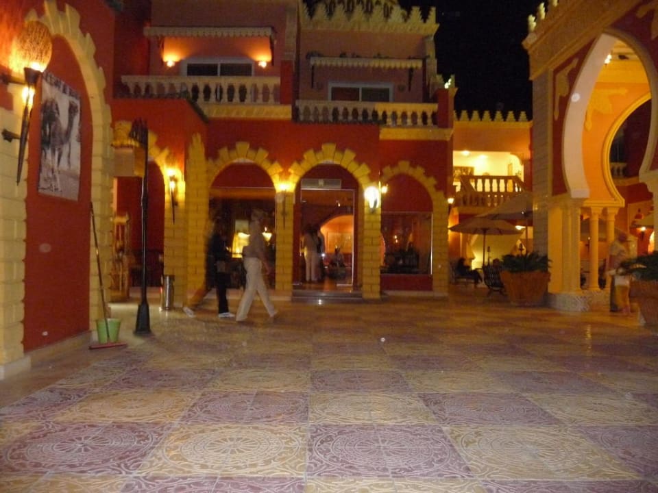 Innenanlage Pickalbatros Alf Leila Wa Leila Resort - Neverland Hurghada