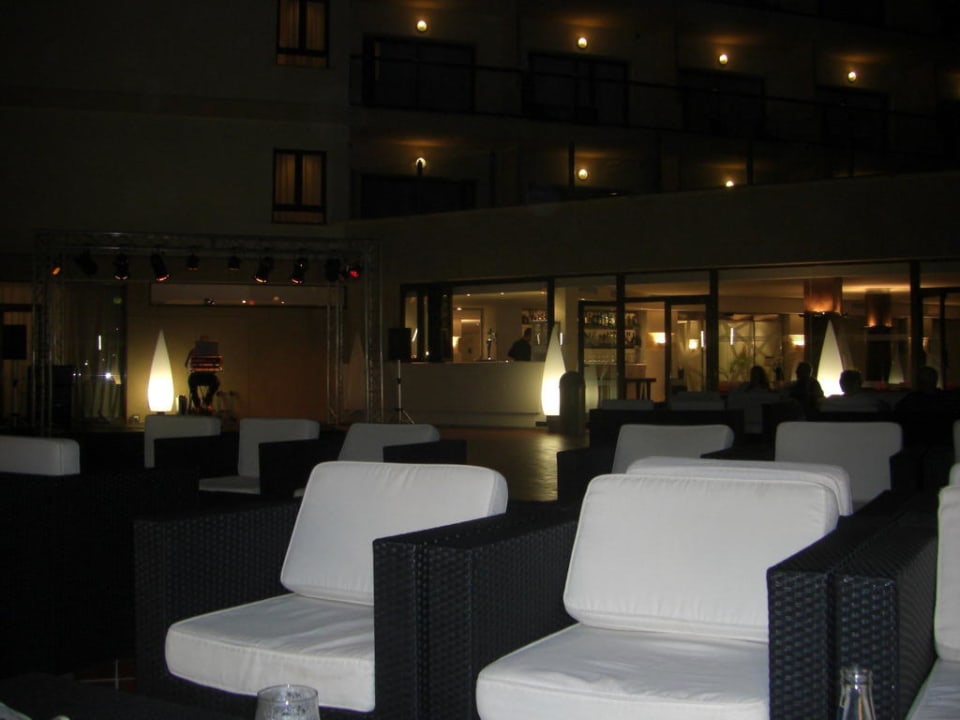 Hotelterrasse am Abend AluaSoul Palma
