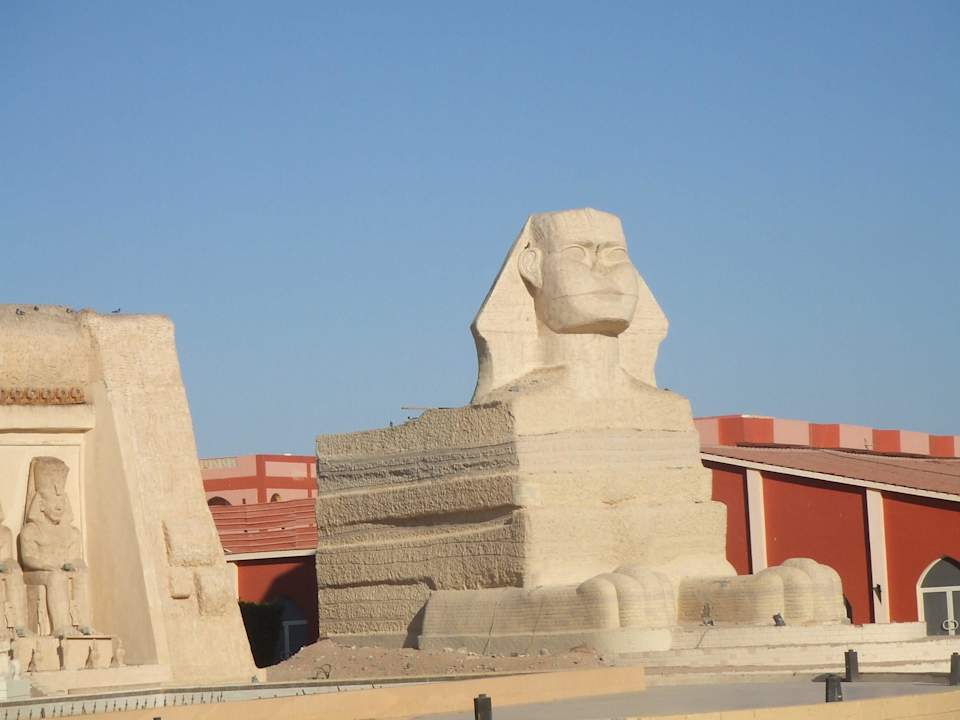 In der Hotelanlage Pickalbatros Alf Leila Wa Leila Resort - Neverland Hurghada