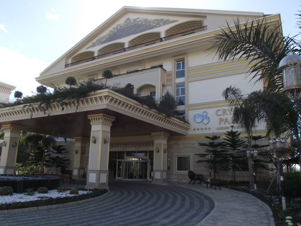 Hoteleingang Diamond Excellence Resort & Spa