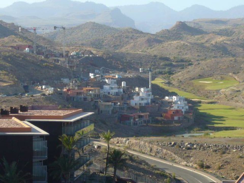 Blick auf Baustelle Salobre Hotel Resort & Serenity