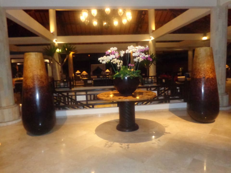 In der Lobby Sol by Melia Benoa Bali