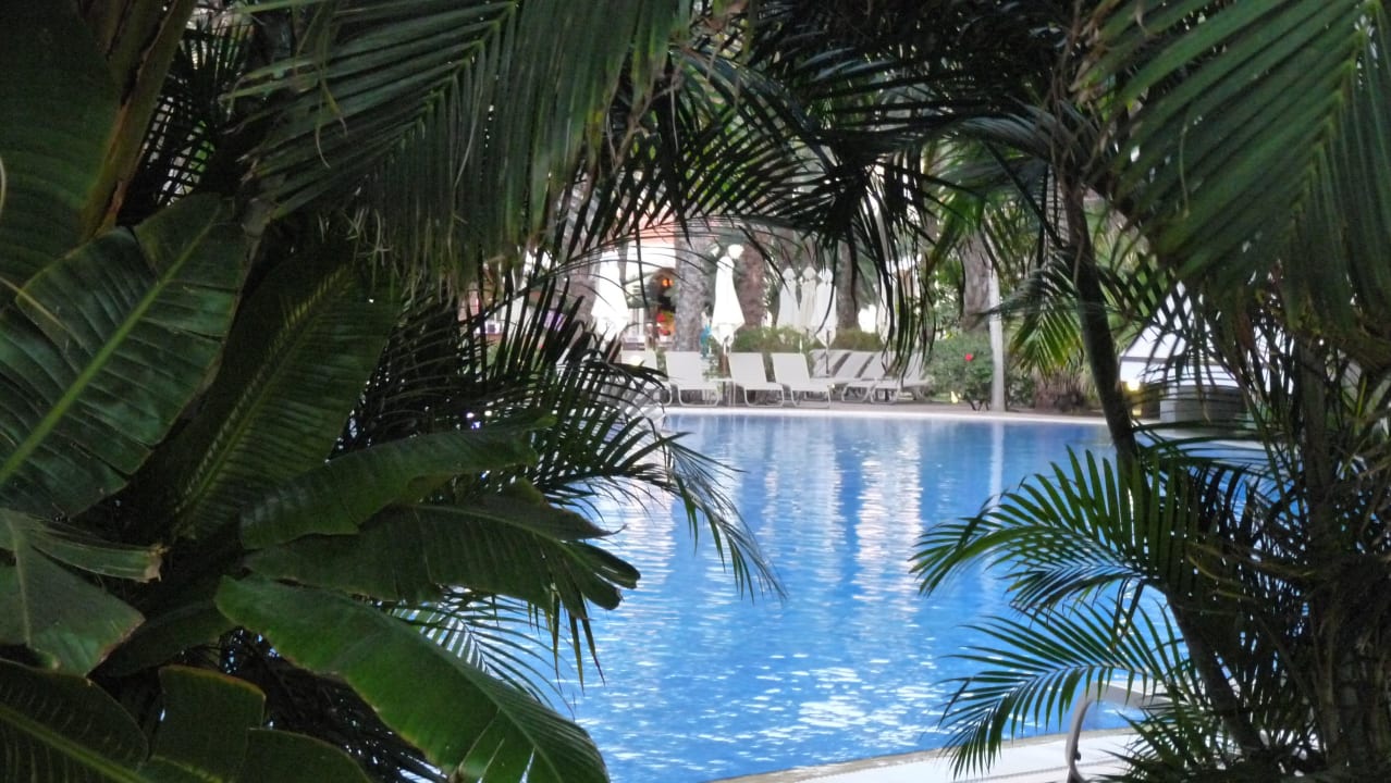 Nur ein kleiner Teil der Poolanlage Lopesan Costa Meloneras, Resort & Spa