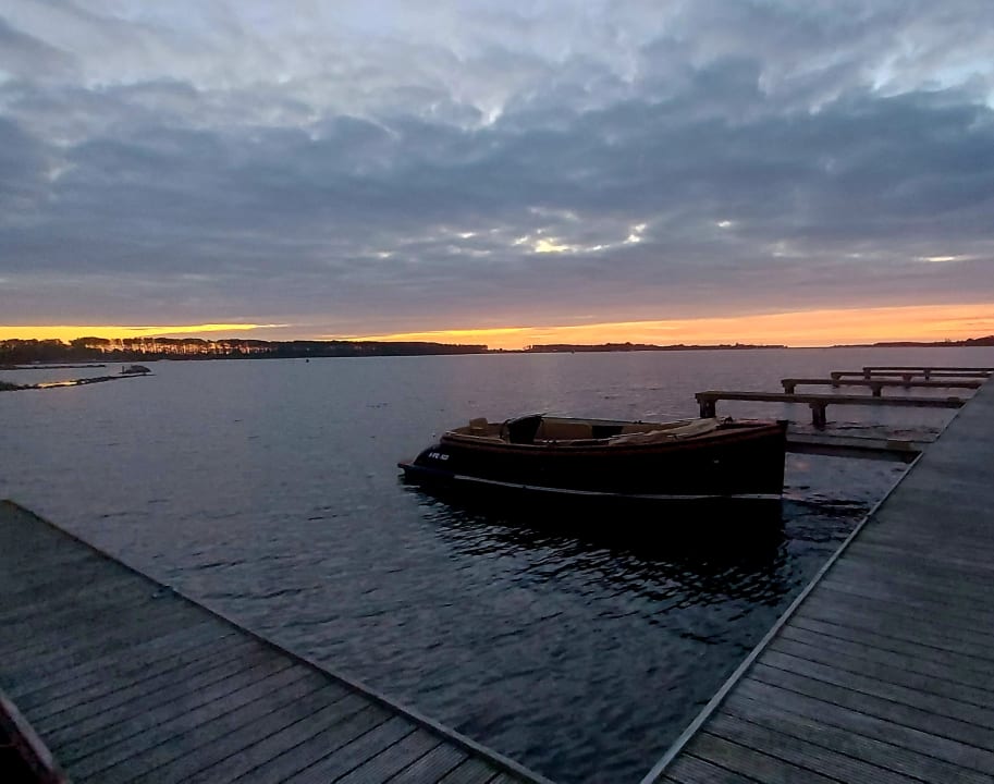 Außenansicht Fletcher Hotel-Restaurant Het Veerse Meer