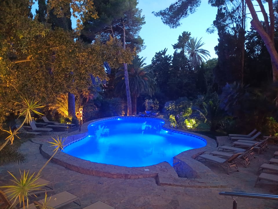 Pool Lago Garden