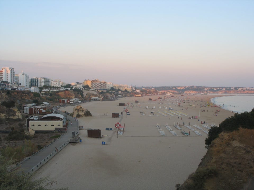 Abendstimmung am Strand in Portimao NH Marina Portimão Resort