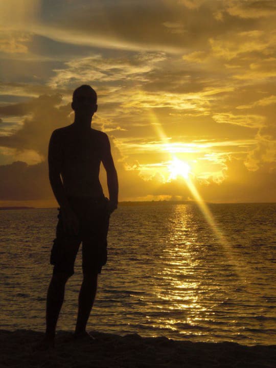 Der Tag geht NH Collection Maldives Reethi Resort