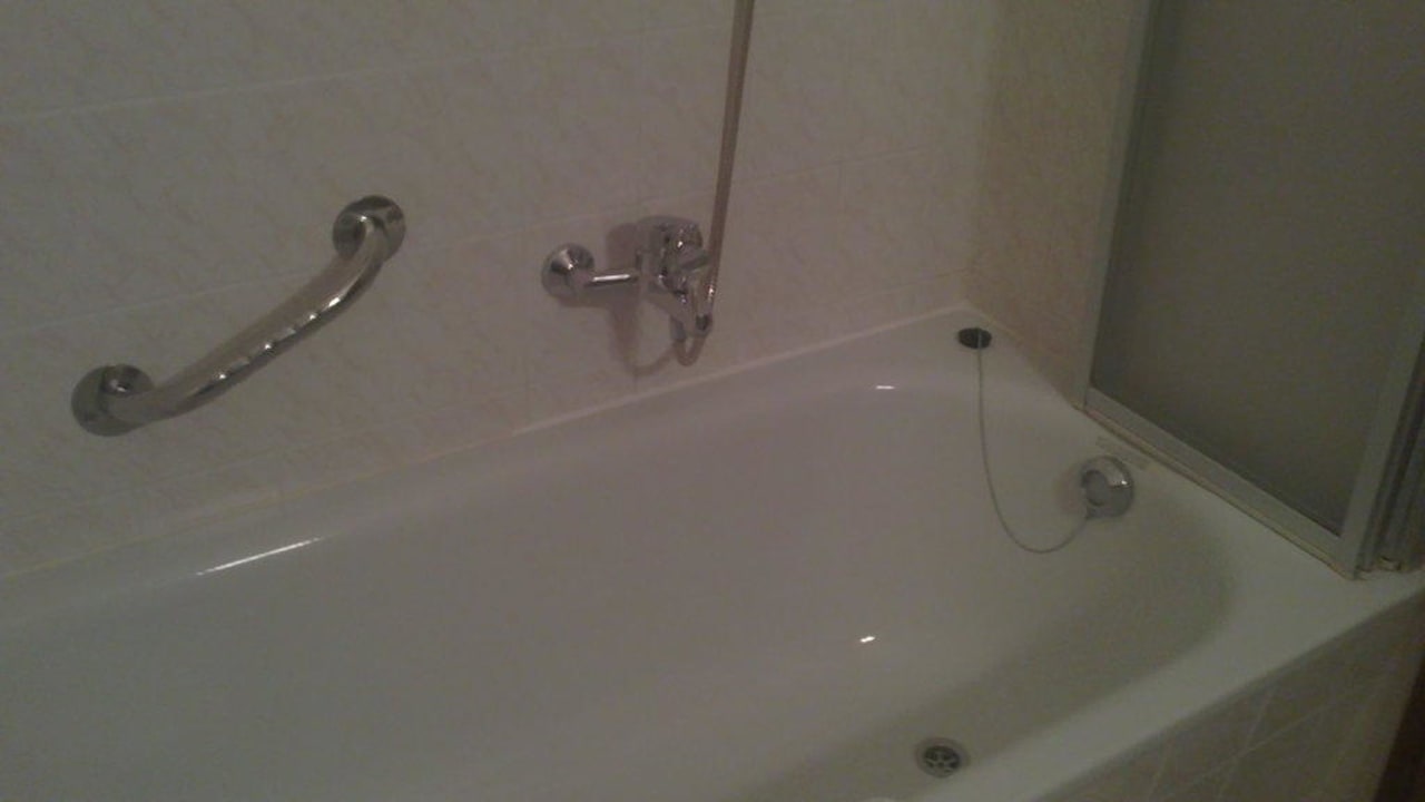 Badezimmer mit Badewanne Hotel ElbRivera Alt Prester