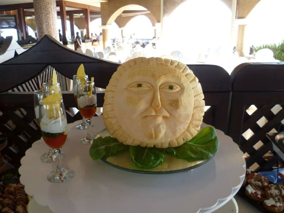 Buffet von einem Abend Hotel Kalithea Horizon Royal