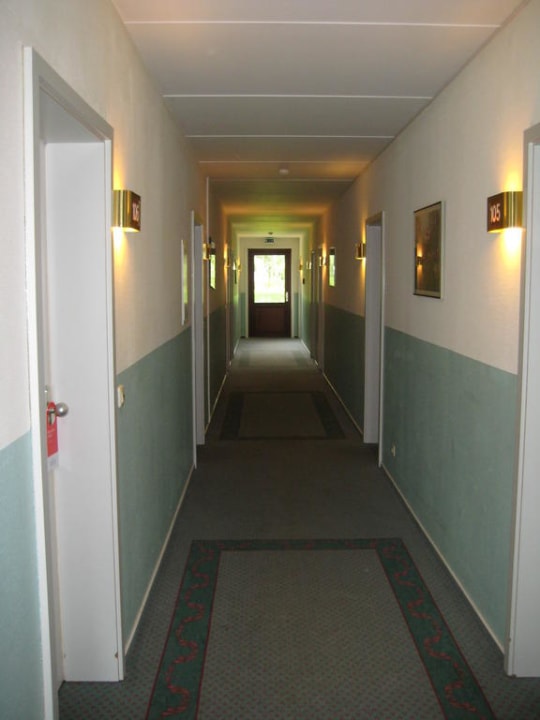 Flur, 1. Etage Entrée Hotel Glinde