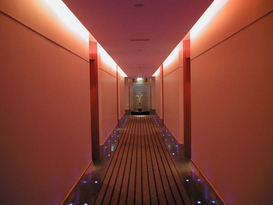 Dubai Hilton Creek #5 Golden Sands Hotel Creek