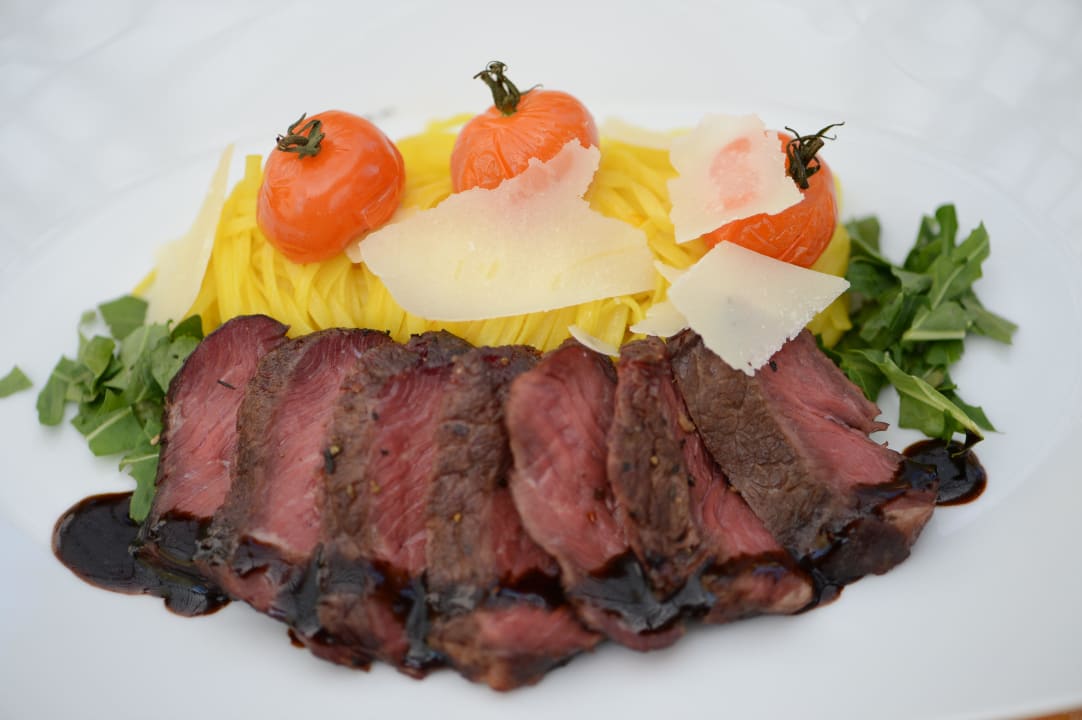 Rinderfilet / Bandnudeln Landidyll Hotel Baumwiese