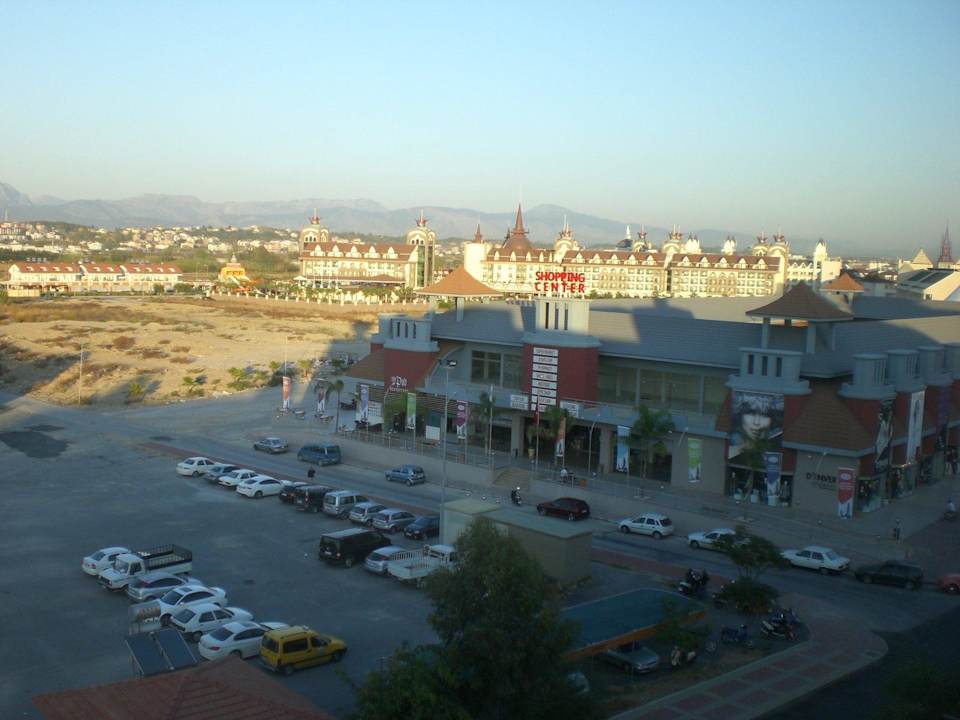 Winkelcentrum Port Side Resort Hotel