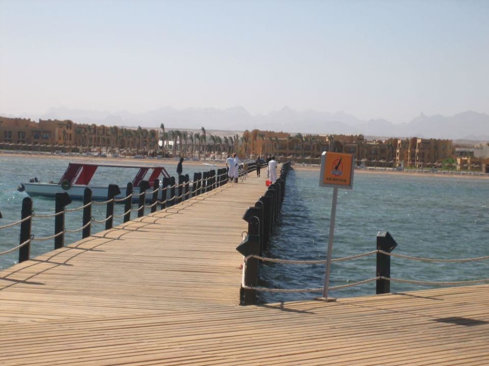 Hoteleigener Steg Stella Beach Resort & Spa Makadi Bay