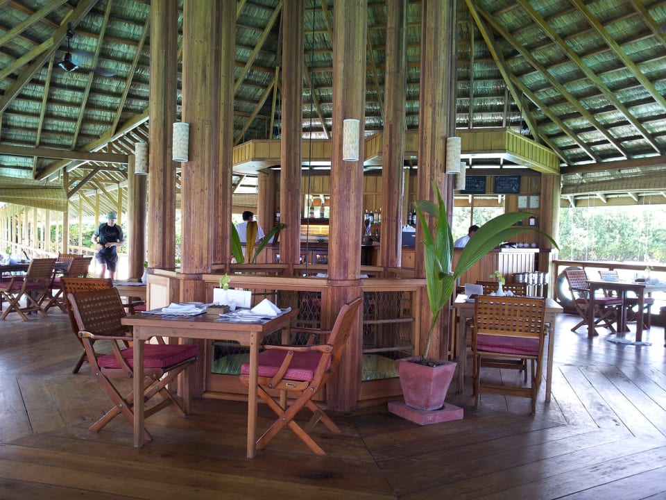 Restaurant auf dem Wasser NH Collection Maldives Reethi Resort