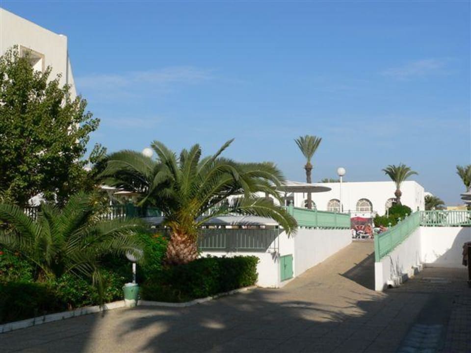 Blick vom Bungalow in Richtung Poolbereich El Mouradi Club Kantaoui