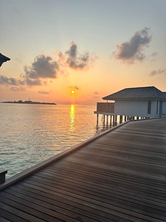 Strand Le Meridien Maldives Resort & Spa