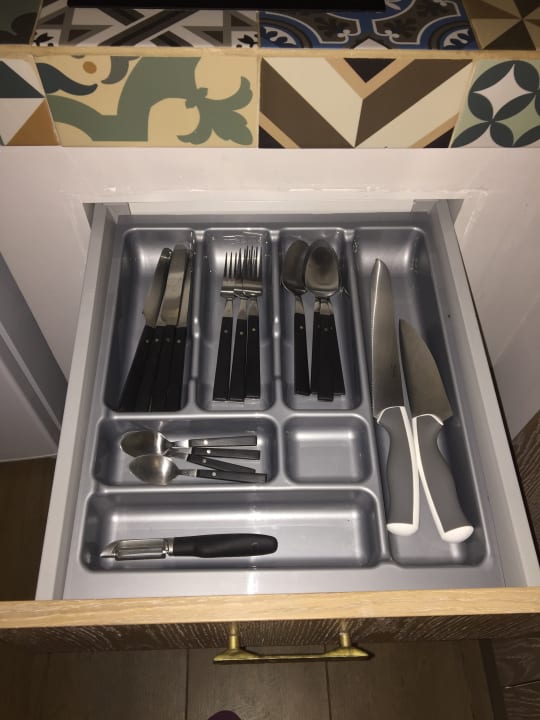 Zimmer Alhambra Boutique Apartments by PMC Resorts