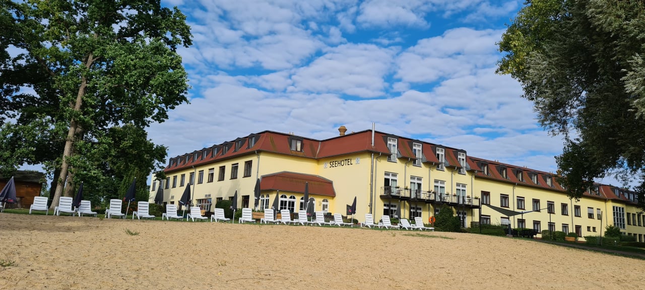 Außenansicht Seehotel Brandenburg a.d. Havel