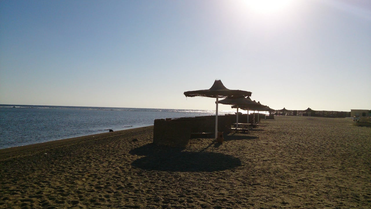 Sun and beach Sea Hug Resort