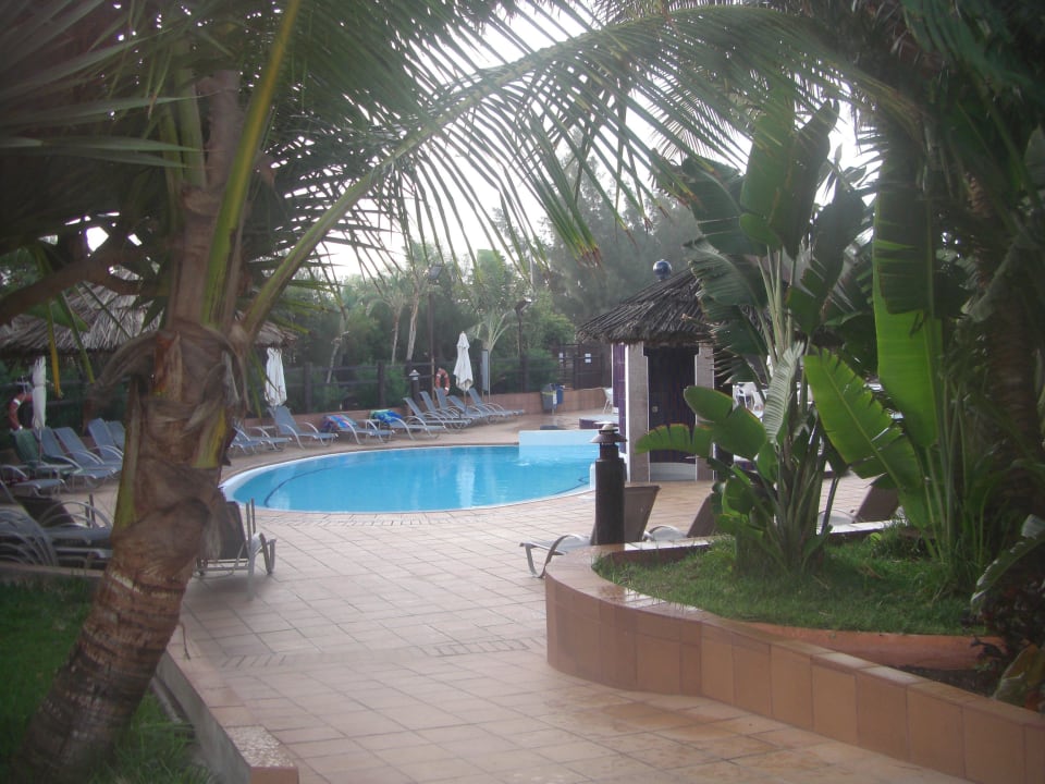 Zum kleinen Pool IFA Altamarena by Lopesan Hotels