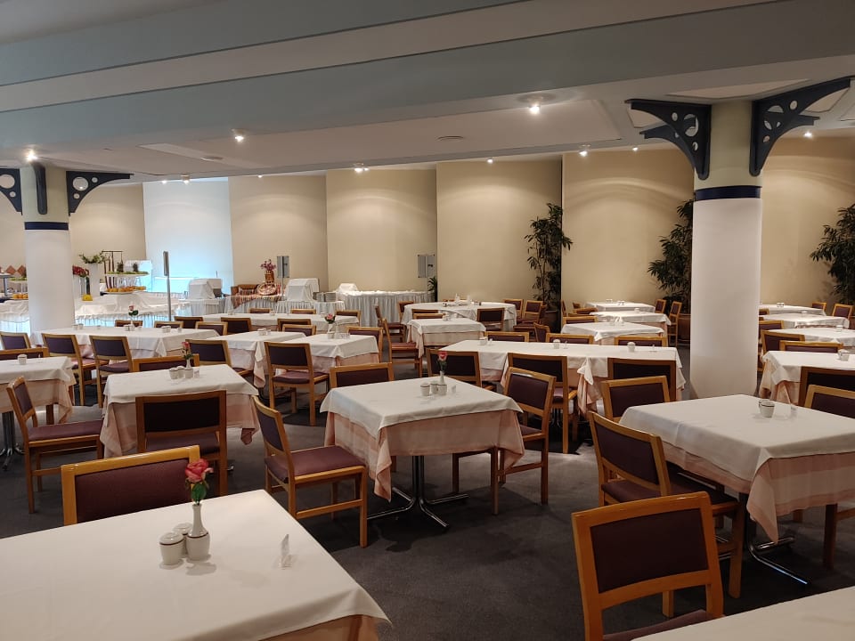 Gastro Constantinou Bros Athena Beach Hotel