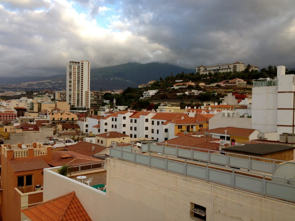 Ausblick auf ehemaliges Casino im Taoro-Park Hotel Marte