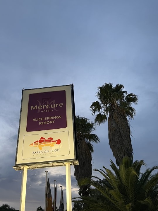 Außenansicht Mercure Alice Springs Resort