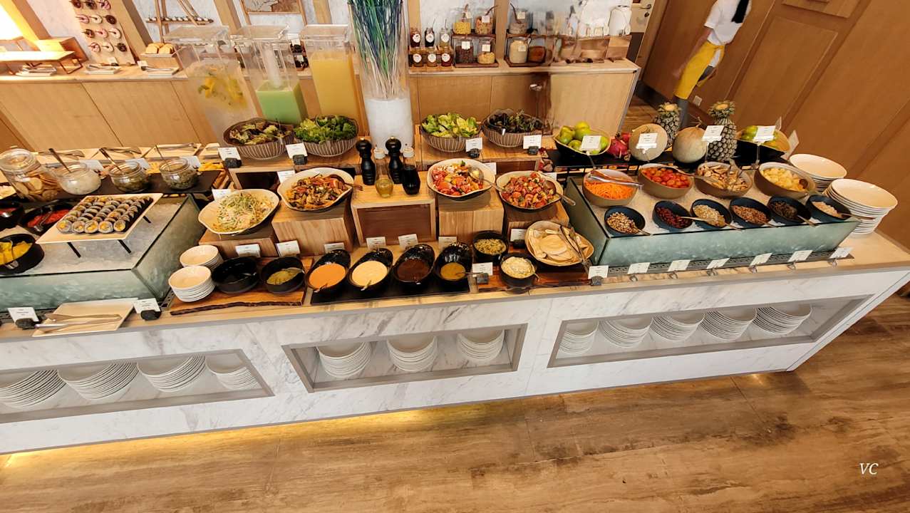 Gastro Avani+ Riverside Bangkok Hotel