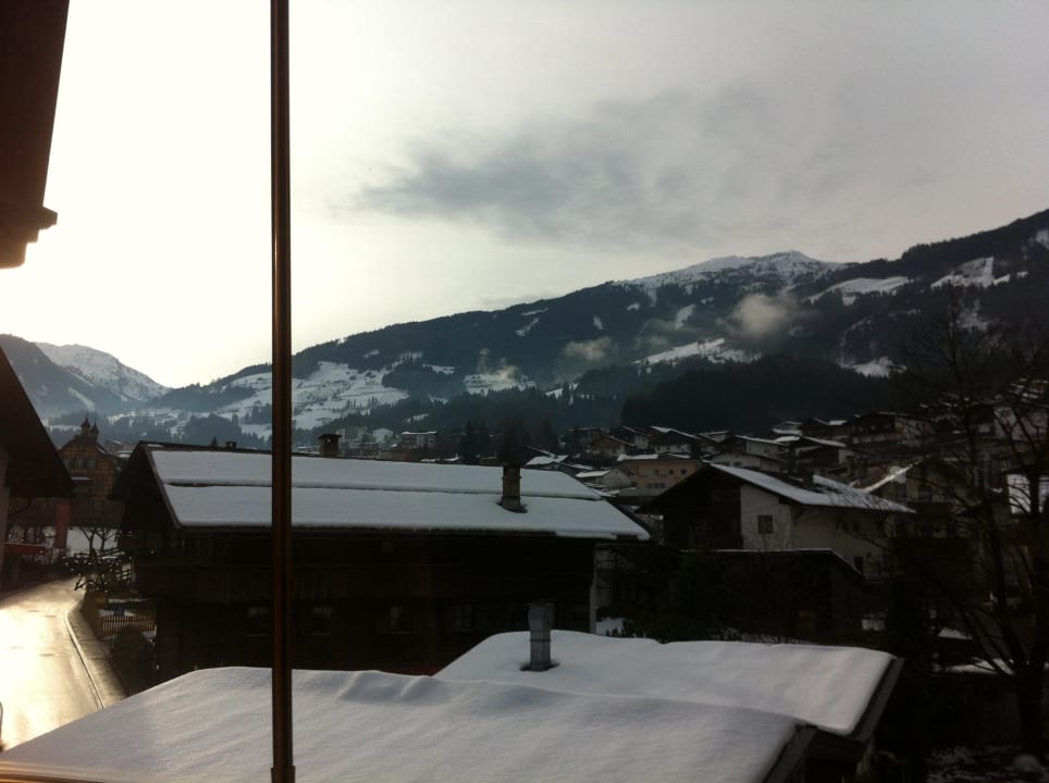 Blick aus den Fenster SCOL Sporthotel Zillertal