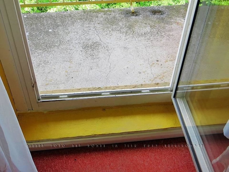 Keine Balkontür, sondern eine Fenstertür.  Soibelmanns Hotel Weimar