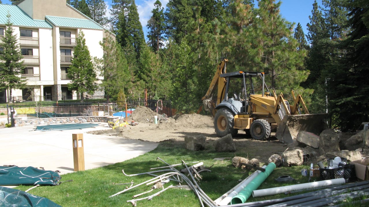Pool im Bau befindend Hotel Tenaya Lodge at Yosemite