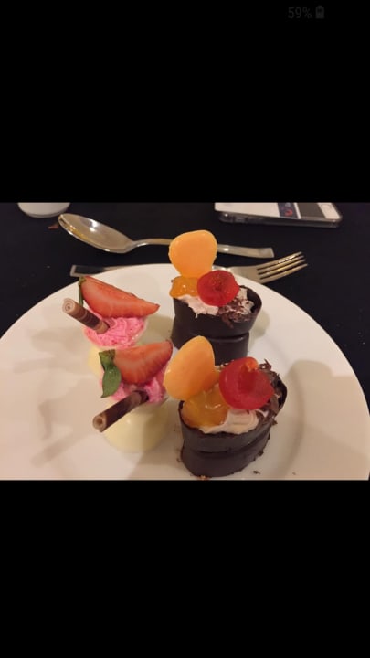 Gastro Premier Le Reve Hotel & Spa