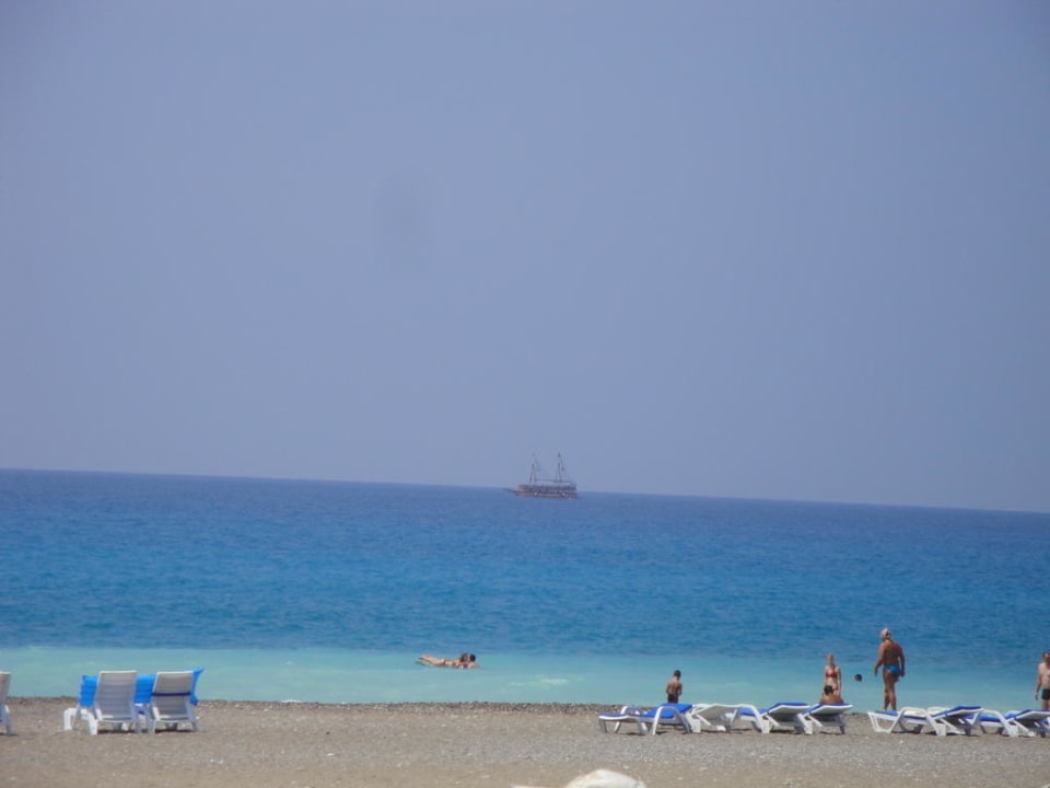 Strand Cenger Beach Resort & Spa