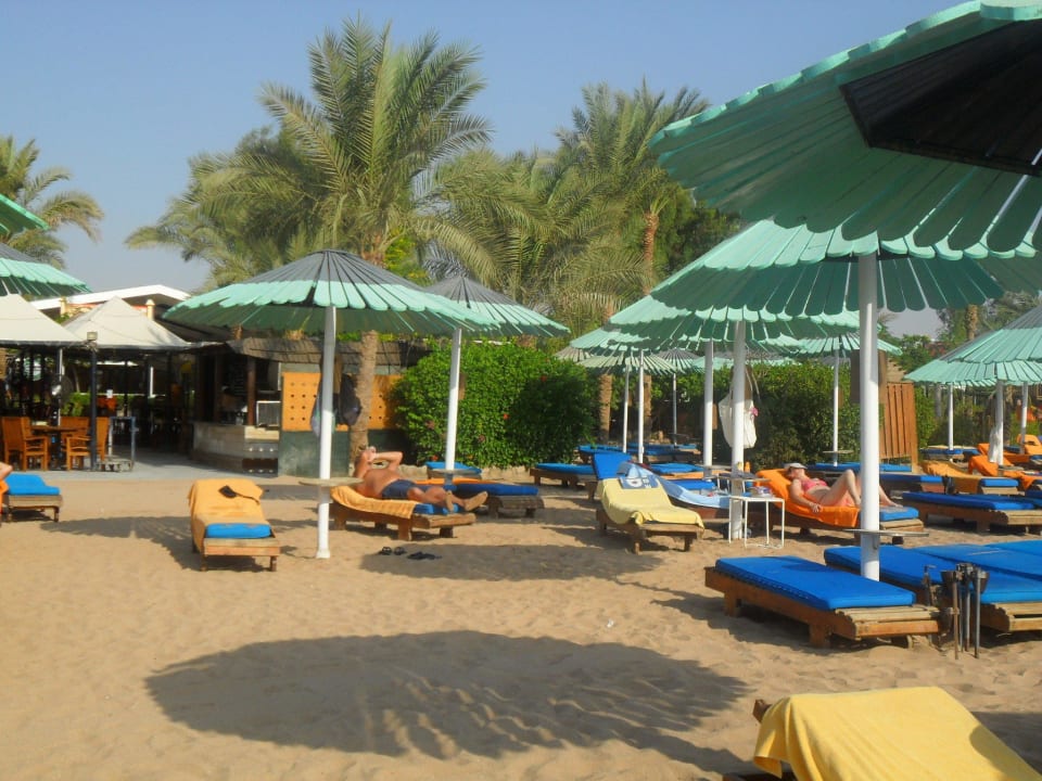 Morgens am leeren Strand Ghazala Gardens
