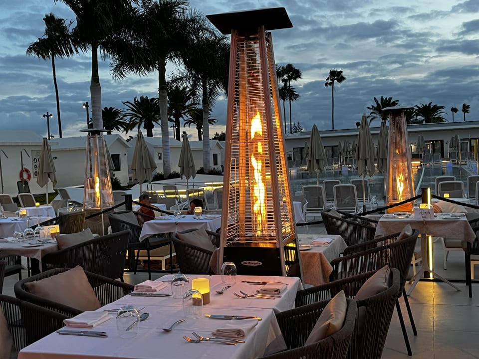 Gastro Club Maspalomas Suites & SPA