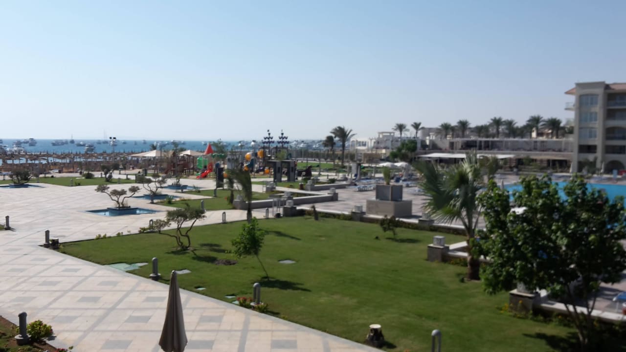 Albatros White Beach  Pickalbatros White Beach Resort - Hurghada