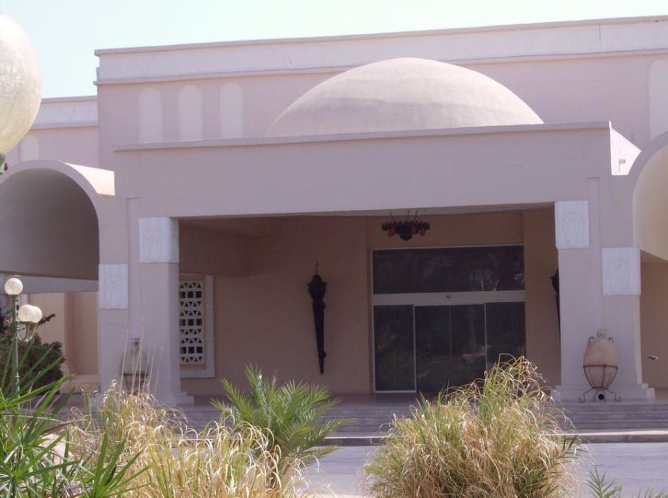 Hoteleingang Zita Beach Resort