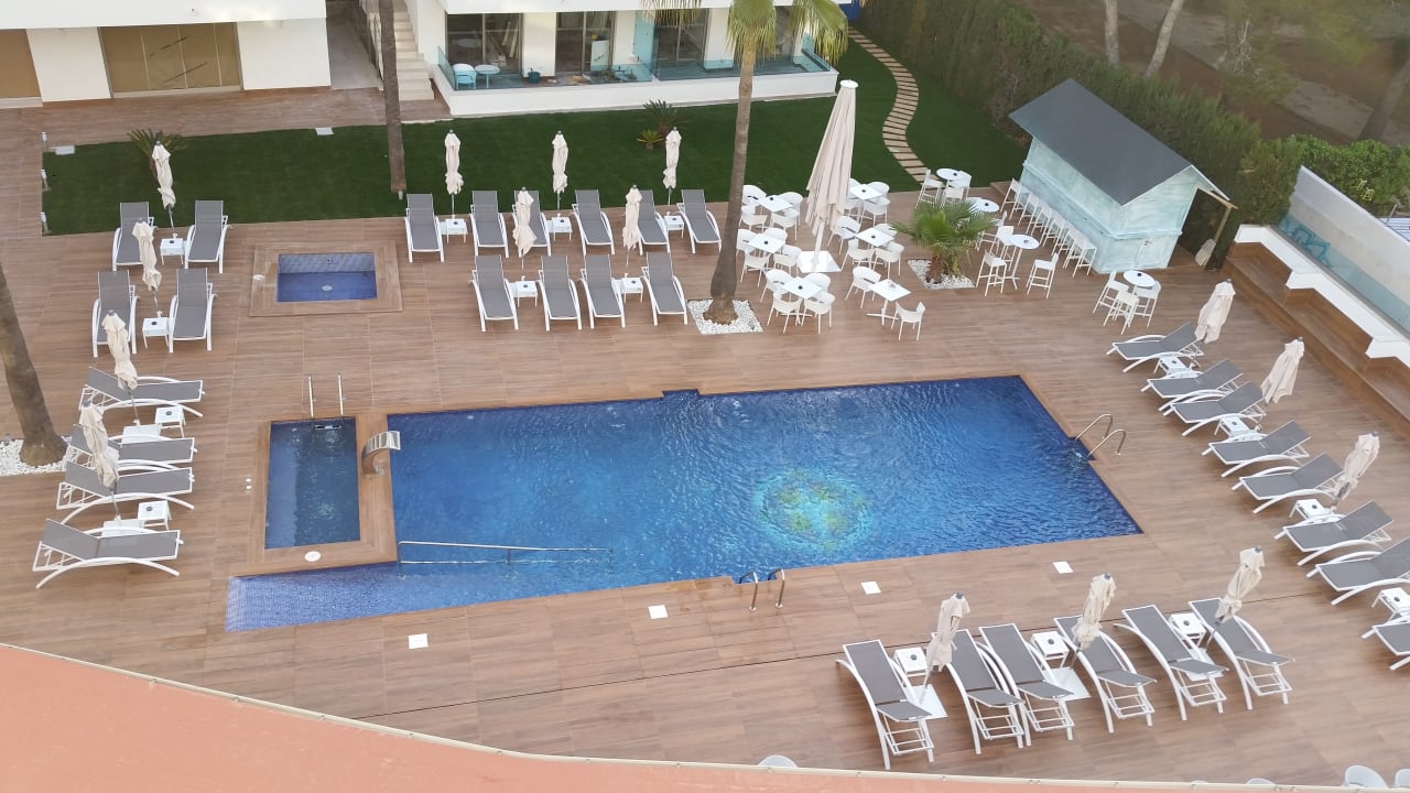Pool Hotel Metropolitan Playa