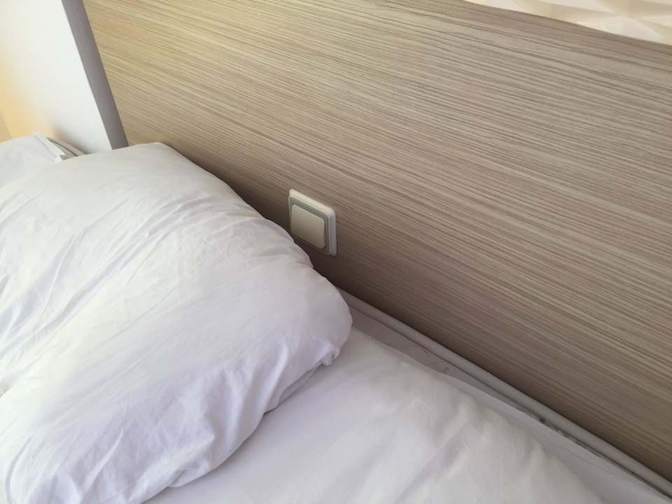 Lichtschalter gut platziert  Hotel Ideal Beach