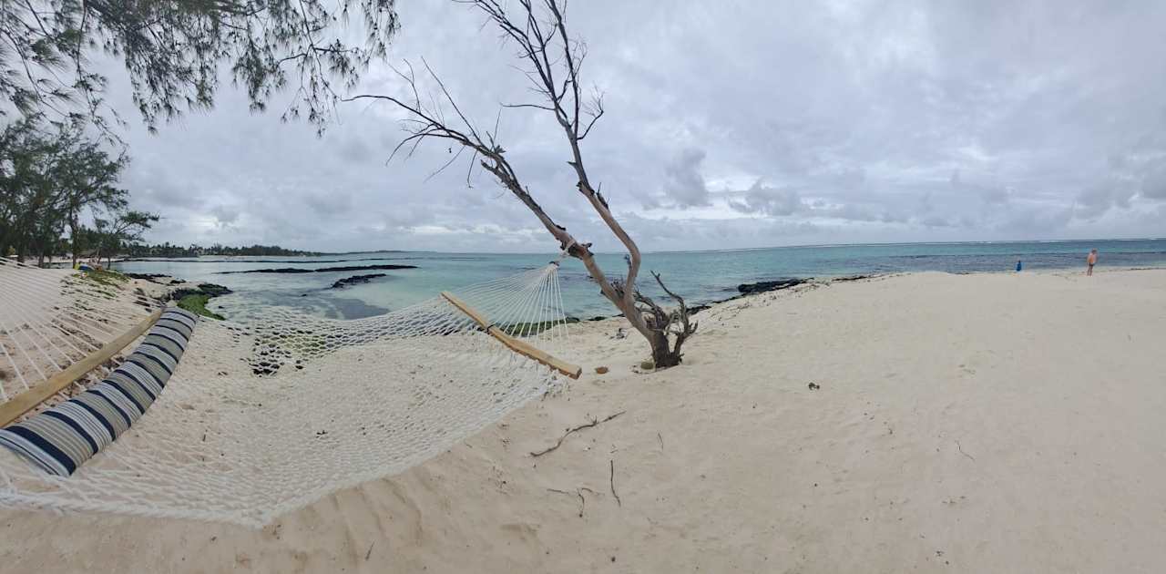 Strand Crystals Beach Resort Belle Mare, a member of Radisson Individuals