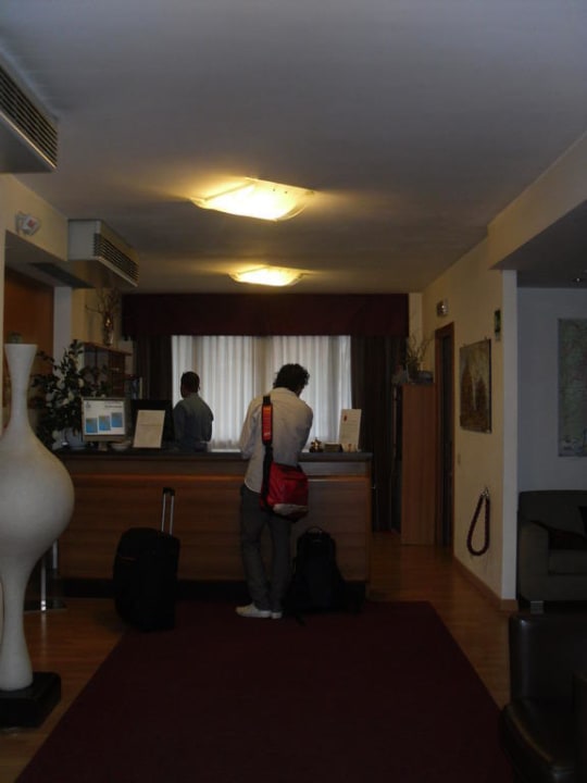 Rezeption Hotel Sisto V