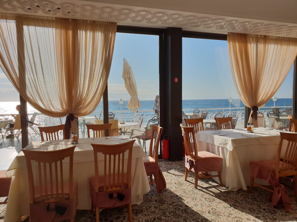 Gastro Hotel Palace, Sunny Day Resort