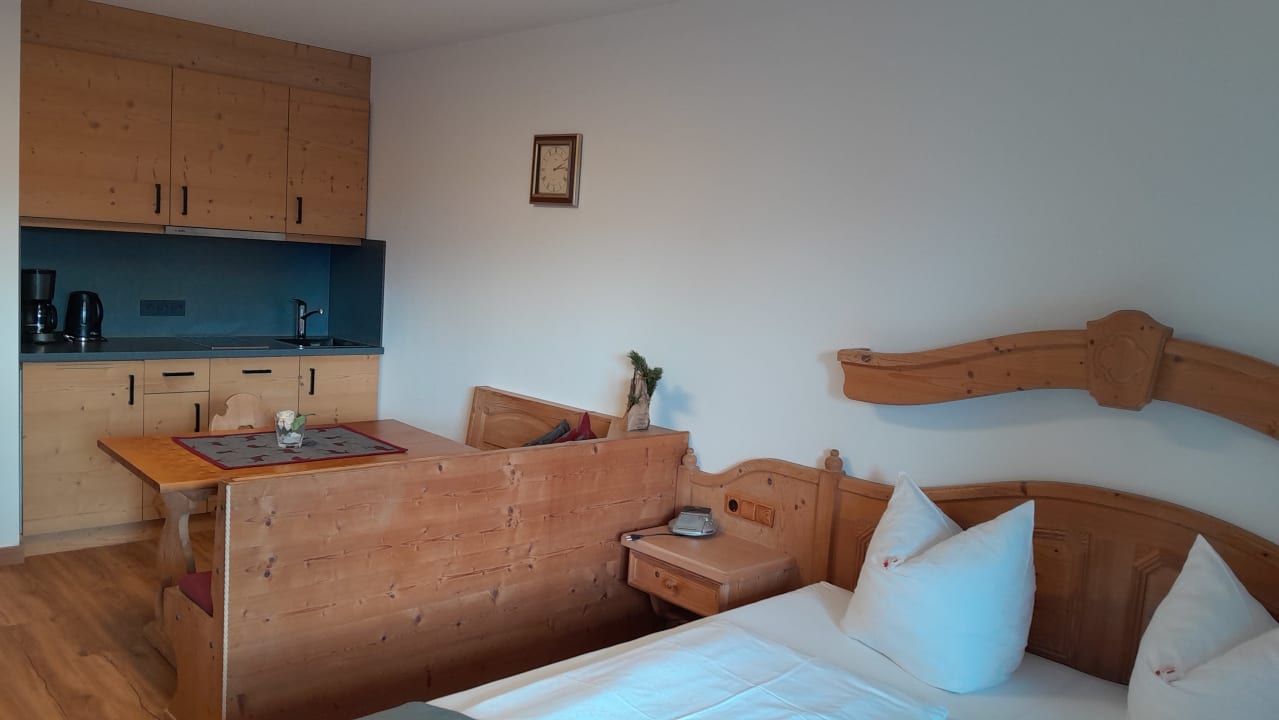 Zimmer Ferienwohnung Uschi - Gästehaus Becher