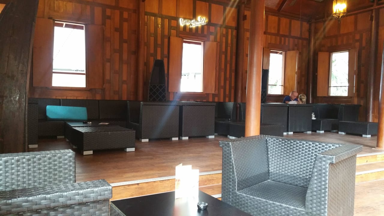 Bora Bora Lounge/Raucherbereich Tropical Islands Resort