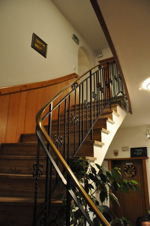 Treppe zu den Zimmern Pension Garni - Appartement Ortner
