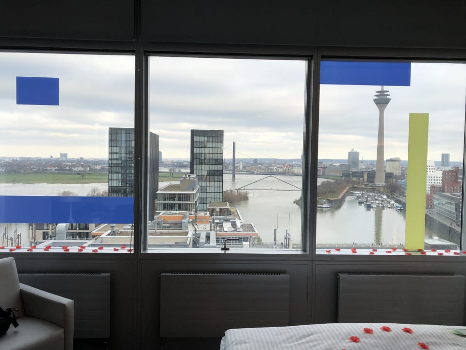 Ausblick INNSiDE by Meliá Düsseldorf Hafen