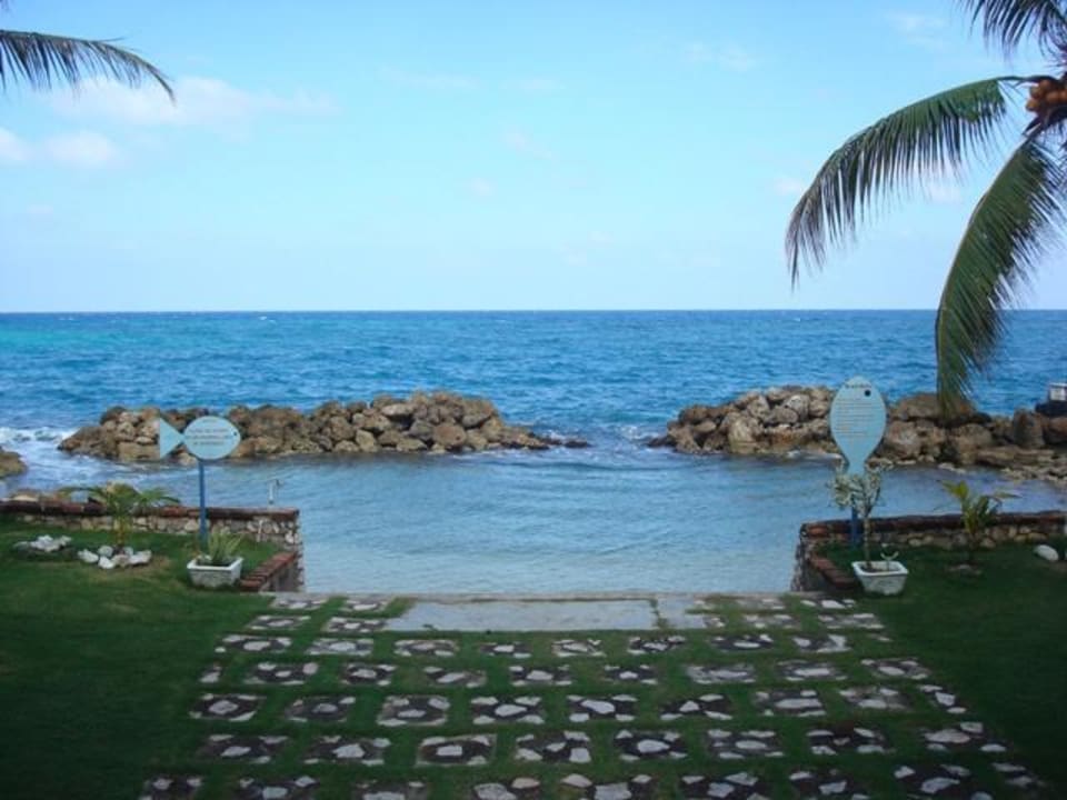 Blick aufs Meer Chrisanns Beach Resort