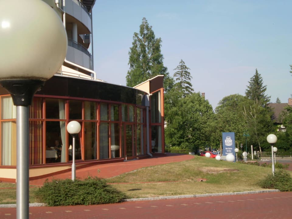 Hotel von außen Vivea Hotel Bad Vöslau